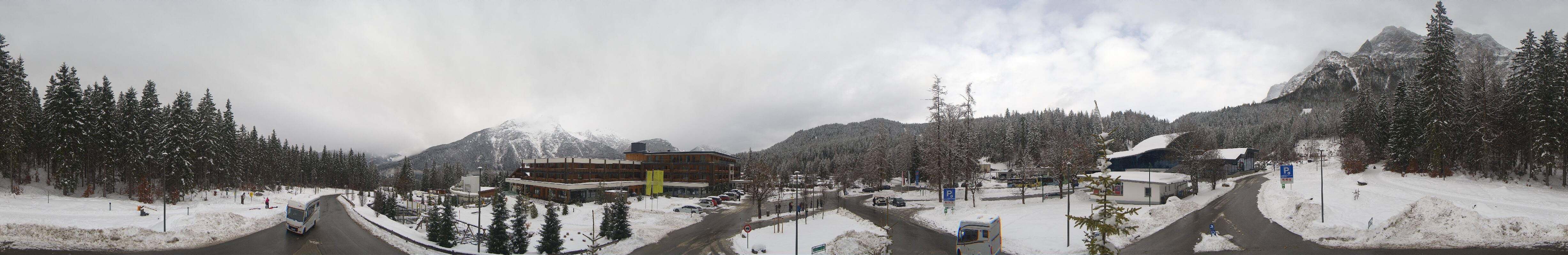 Archiv Foto Webcam Tiroler Zugspitzbahn: Talstation in Ehrwald