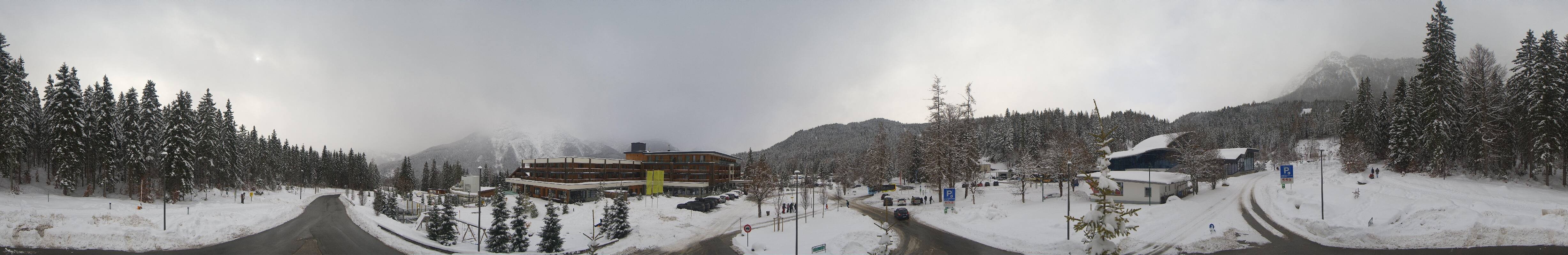 Archiv Foto Webcam Tiroler Zugspitzbahn: Talstation in Ehrwald