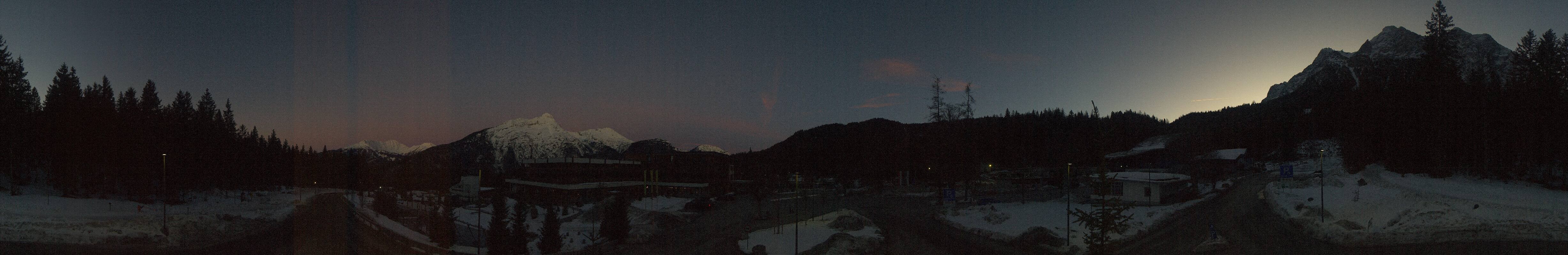 Archiv Foto Webcam Tiroler Zugspitzbahn: Talstation in Ehrwald