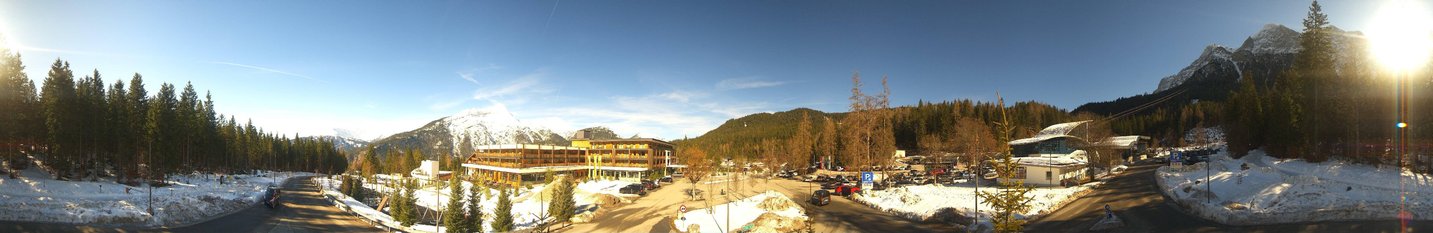 Archiv Foto Webcam Tiroler Zugspitzbahn: Talstation in Ehrwald