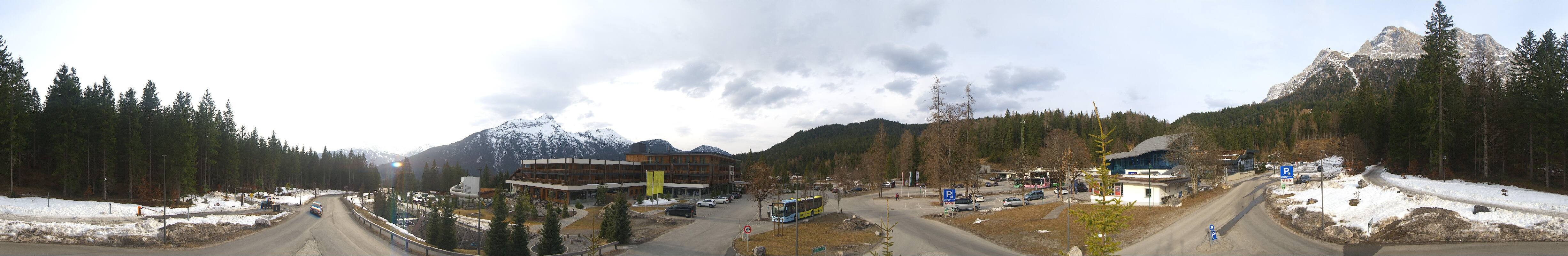 Archiv Foto Webcam Tiroler Zugspitzbahn: Talstation in Ehrwald