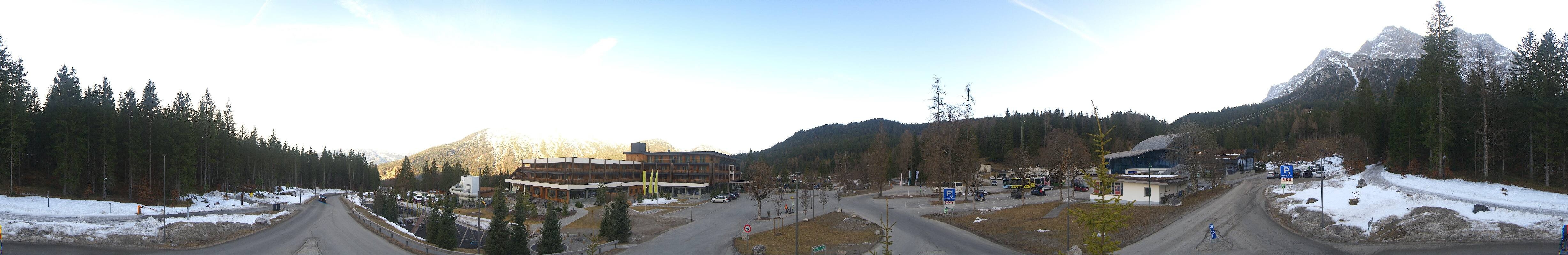 Archiv Foto Webcam Tiroler Zugspitzbahn: Talstation in Ehrwald