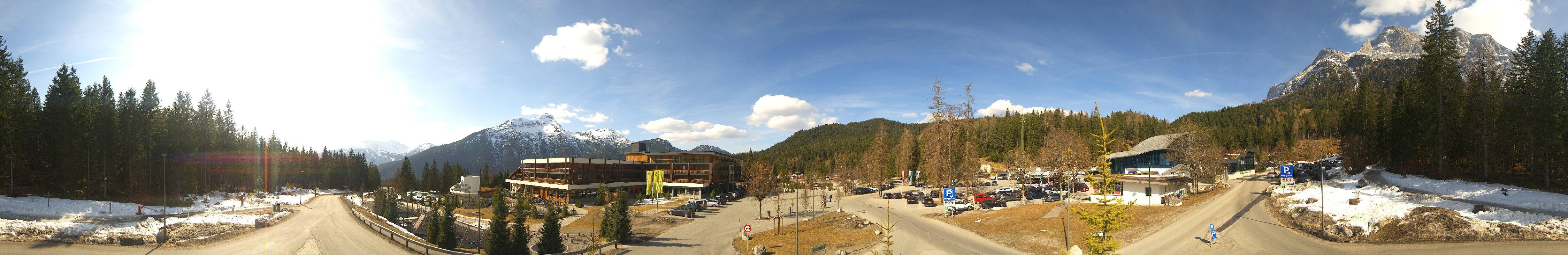 Archiv Foto Webcam Tiroler Zugspitzbahn: Talstation in Ehrwald