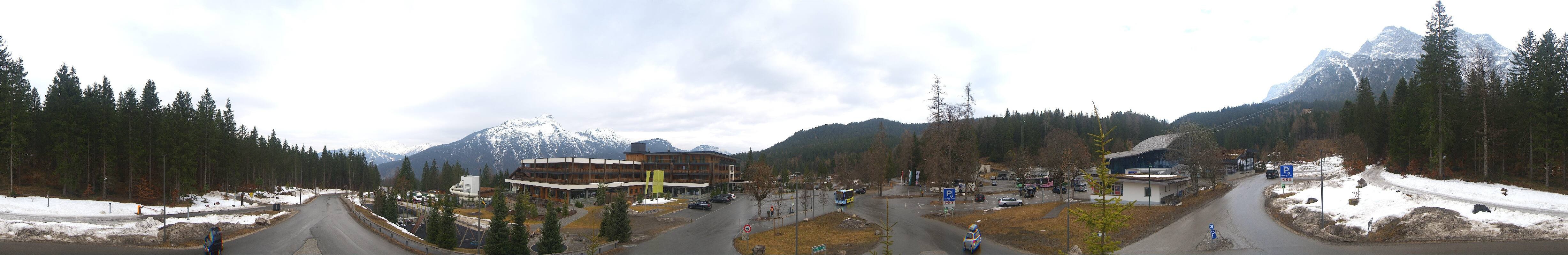 Archiv Foto Webcam Tiroler Zugspitzbahn: Talstation in Ehrwald