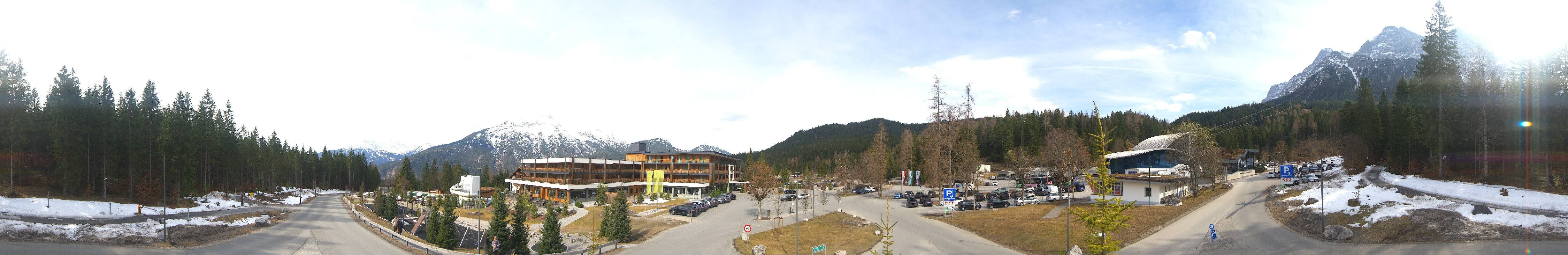 Archiv Foto Webcam Tiroler Zugspitzbahn: Talstation in Ehrwald