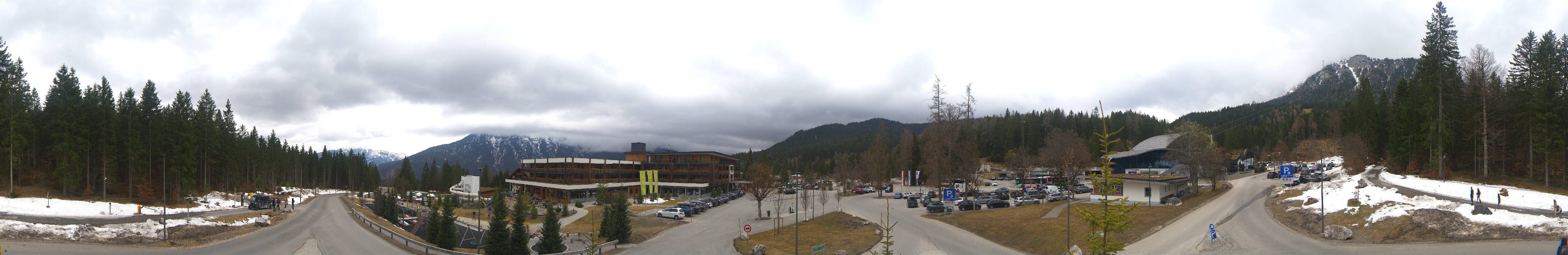 Archiv Foto Webcam Tiroler Zugspitzbahn: Talstation in Ehrwald