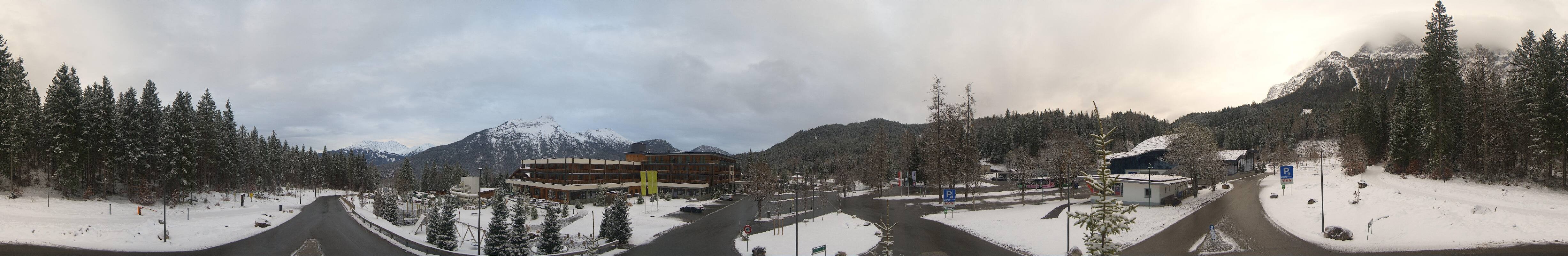 Archiv Foto Webcam Tiroler Zugspitzbahn: Talstation in Ehrwald