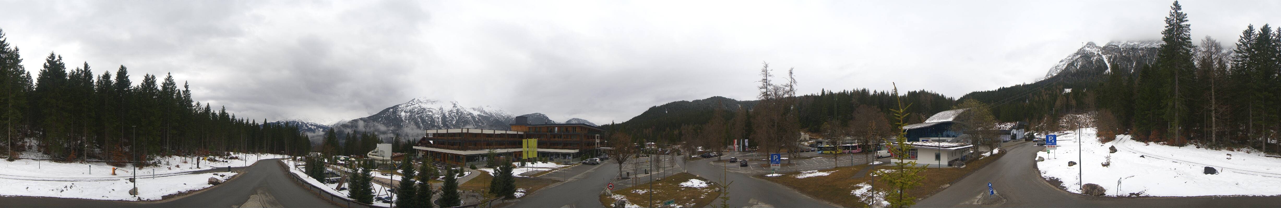 Archiv Foto Webcam Tiroler Zugspitzbahn: Talstation in Ehrwald