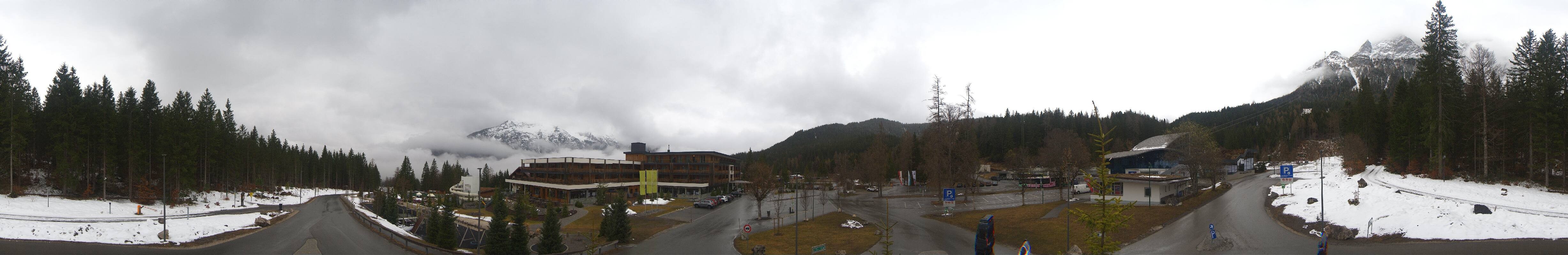 Archiv Foto Webcam Tiroler Zugspitzbahn: Talstation in Ehrwald