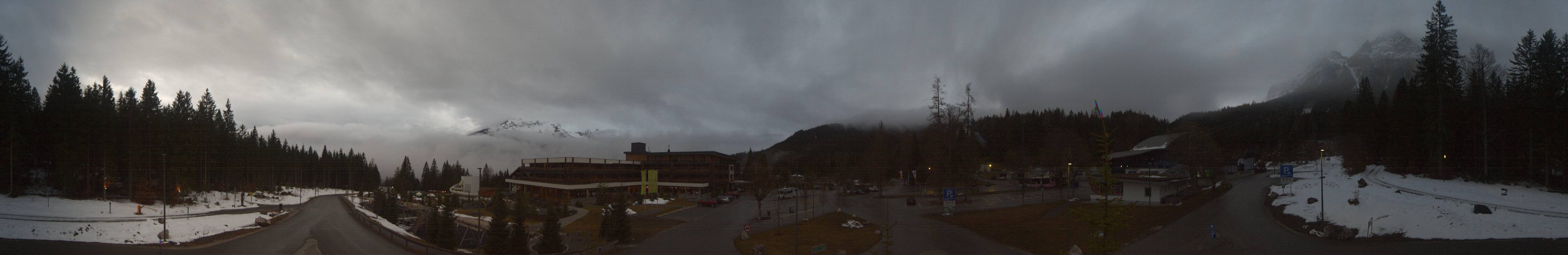 Archiv Foto Webcam Tiroler Zugspitzbahn: Talstation in Ehrwald