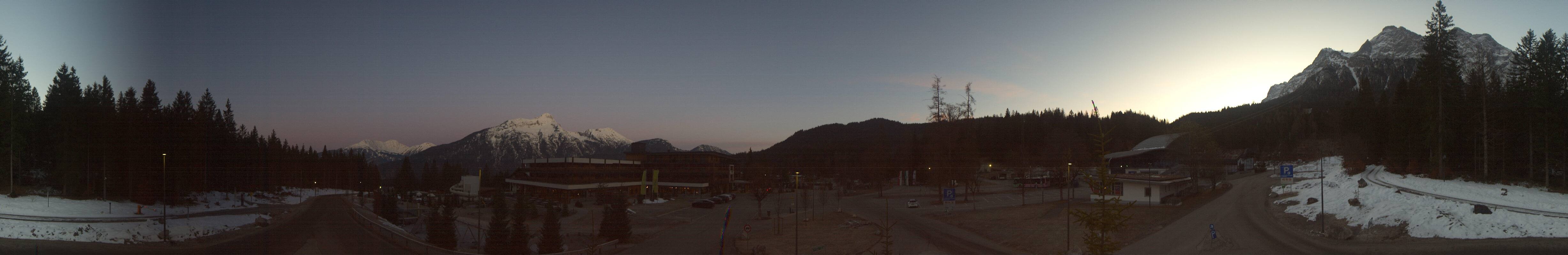 Archiv Foto Webcam Tiroler Zugspitzbahn: Talstation in Ehrwald