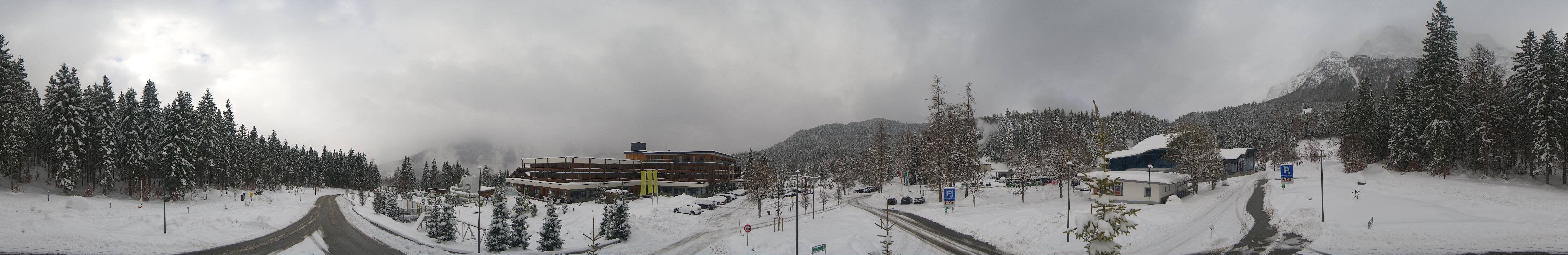 Archiv Foto Webcam Tiroler Zugspitzbahn: Talstation in Ehrwald