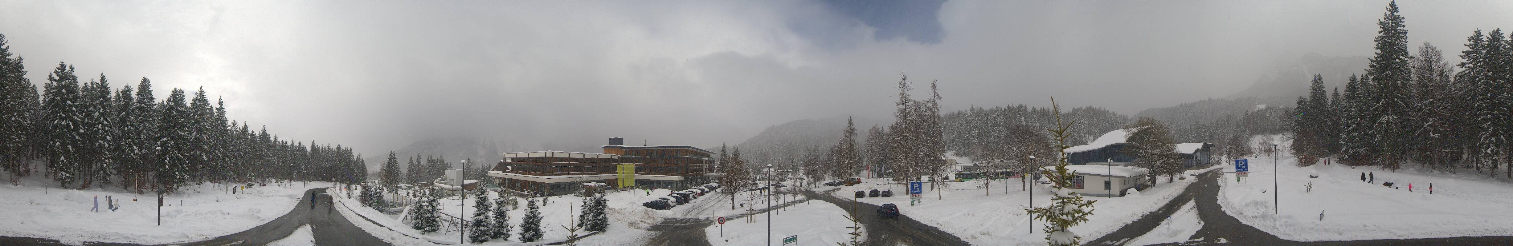Archiv Foto Webcam Tiroler Zugspitzbahn: Talstation in Ehrwald
