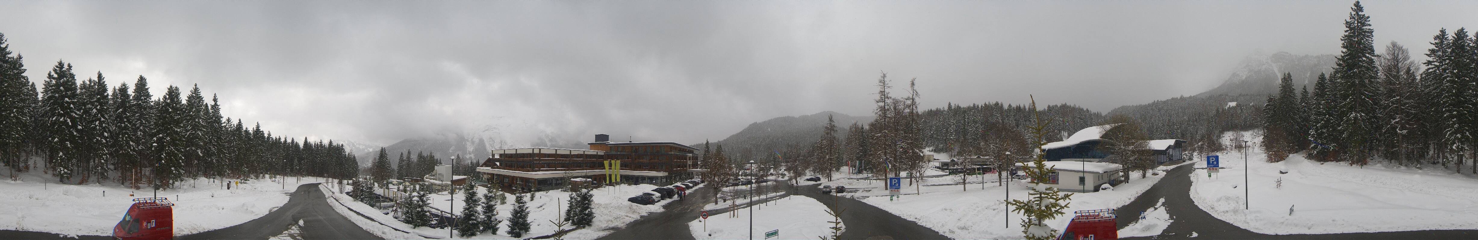 Archiv Foto Webcam Tiroler Zugspitzbahn: Talstation in Ehrwald