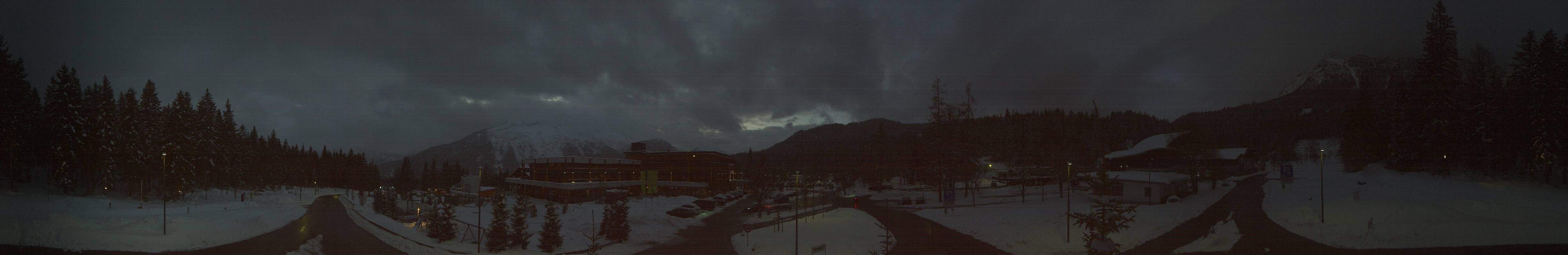 Archiv Foto Webcam Tiroler Zugspitzbahn: Talstation in Ehrwald