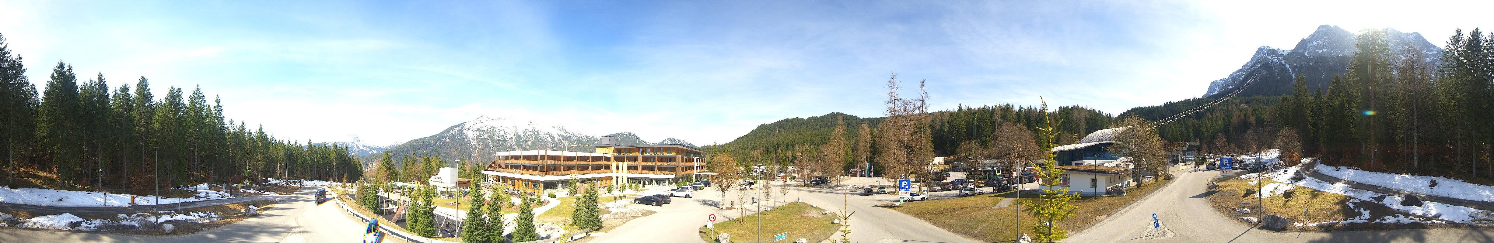 Archiv Foto Webcam Tiroler Zugspitzbahn: Talstation in Ehrwald