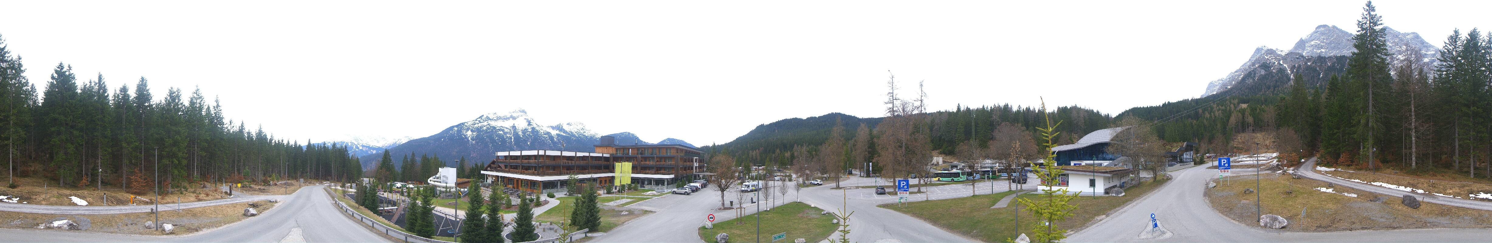 Archiv Foto Webcam Tiroler Zugspitzbahn: Talstation in Ehrwald