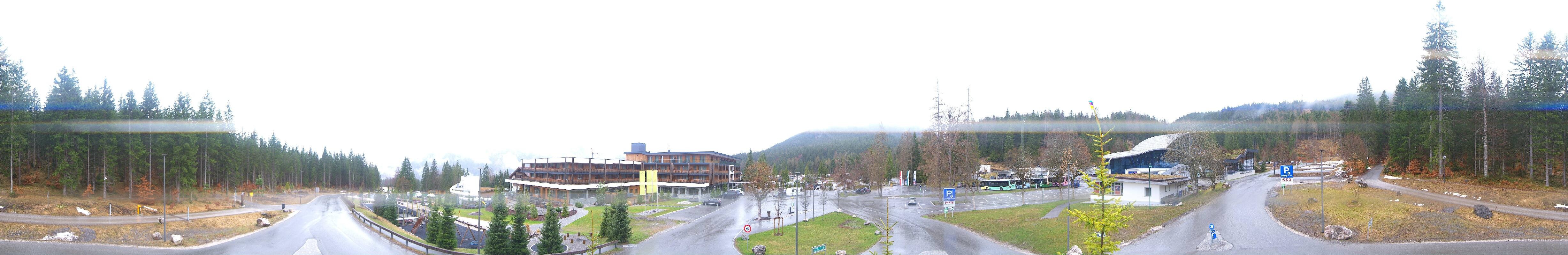 Archived image Webcam Ehrwald: Base Station Tiroler Zugspitzbahn