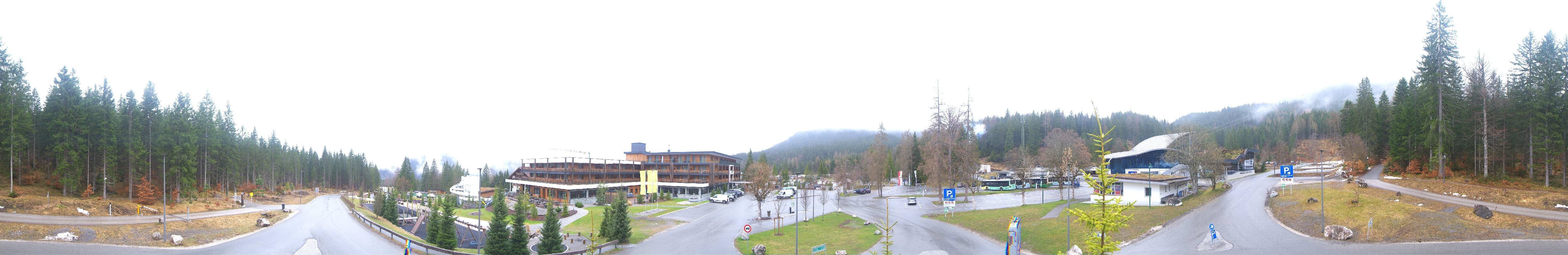 Archived image Webcam Ehrwald: Base Station Tiroler Zugspitzbahn