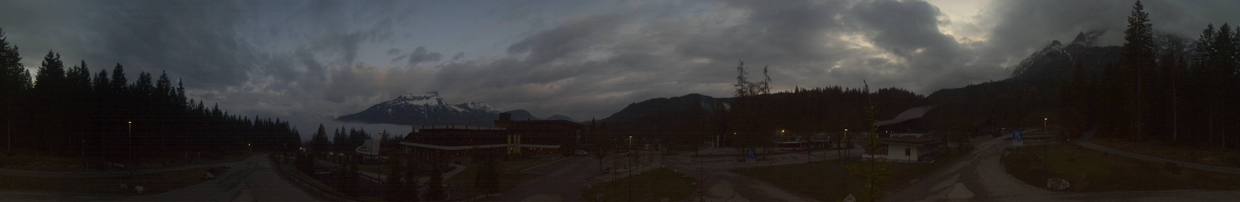 Archiv Foto Webcam Tiroler Zugspitzbahn: Talstation in Ehrwald