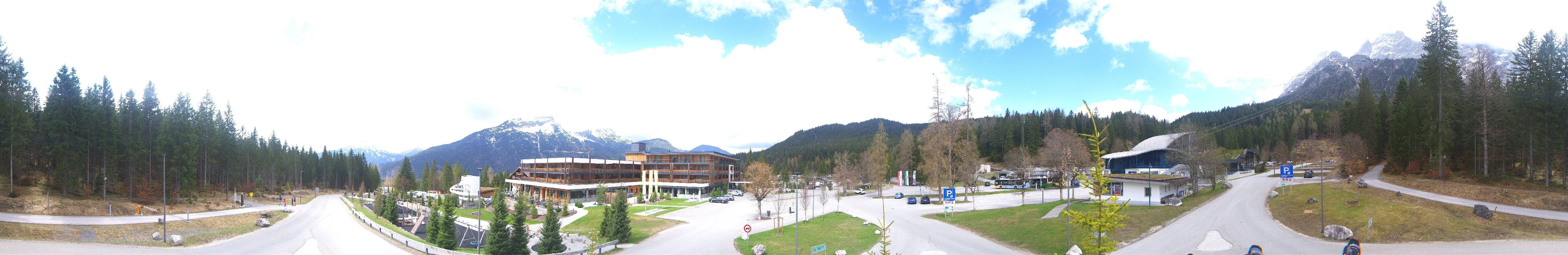 Archiv Foto Webcam Tiroler Zugspitzbahn: Talstation in Ehrwald