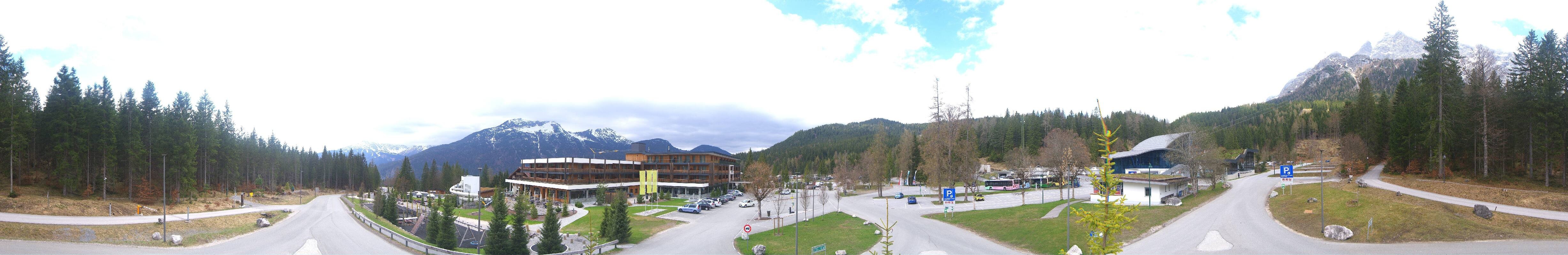 Archiv Foto Webcam Tiroler Zugspitzbahn: Talstation in Ehrwald