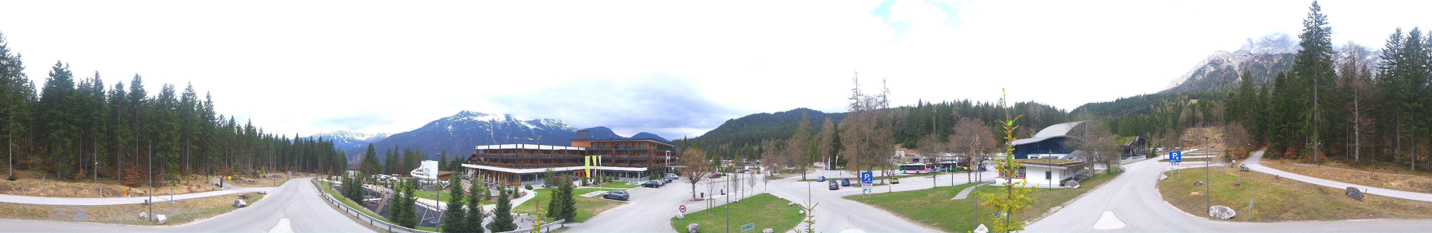 Archiv Foto Webcam Tiroler Zugspitzbahn: Talstation in Ehrwald