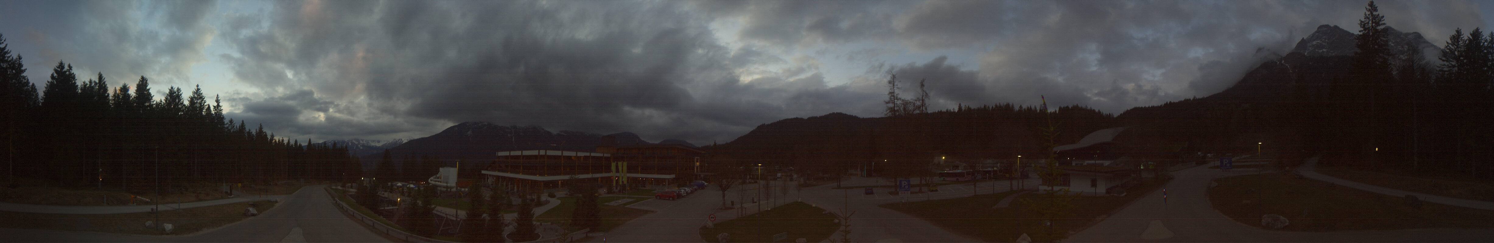 Archiv Foto Webcam Tiroler Zugspitzbahn: Talstation in Ehrwald