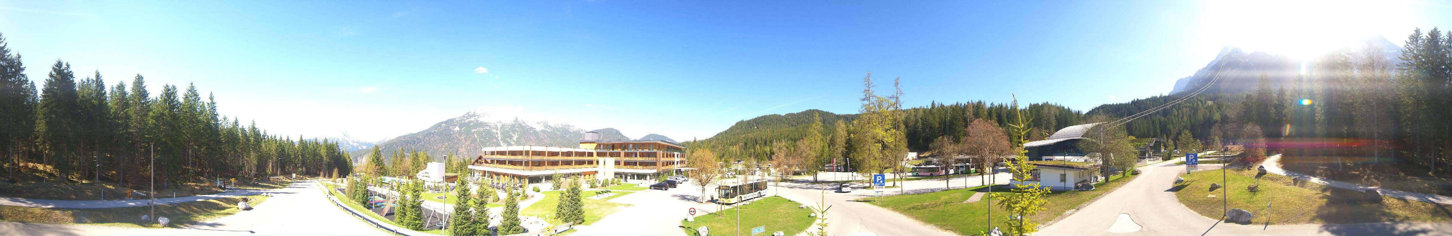 Archiv Foto Webcam Tiroler Zugspitzbahn: Talstation in Ehrwald