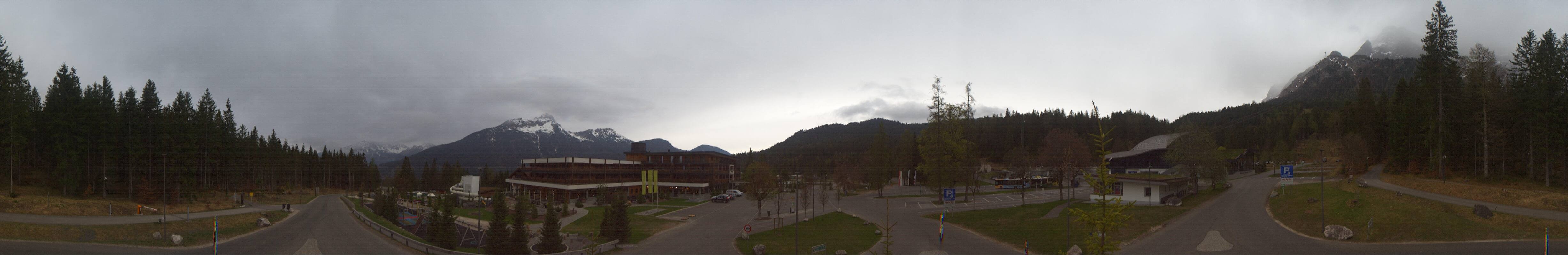 Archiv Foto Webcam Tiroler Zugspitzbahn: Talstation in Ehrwald