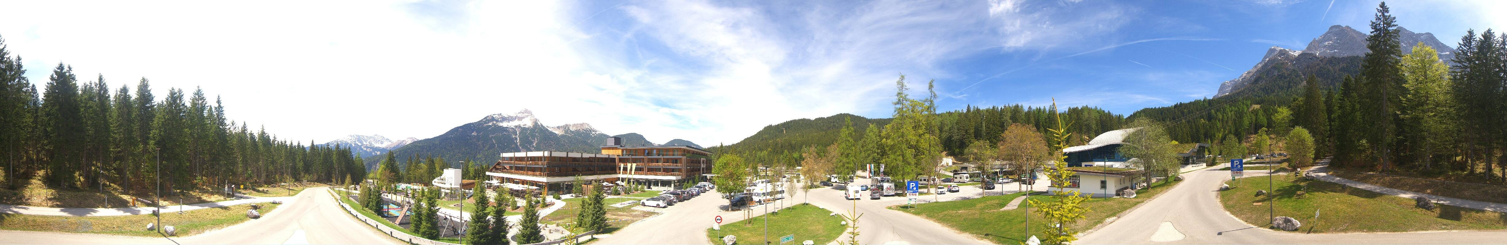 Archiv Foto Webcam Tiroler Zugspitzbahn: Talstation in Ehrwald