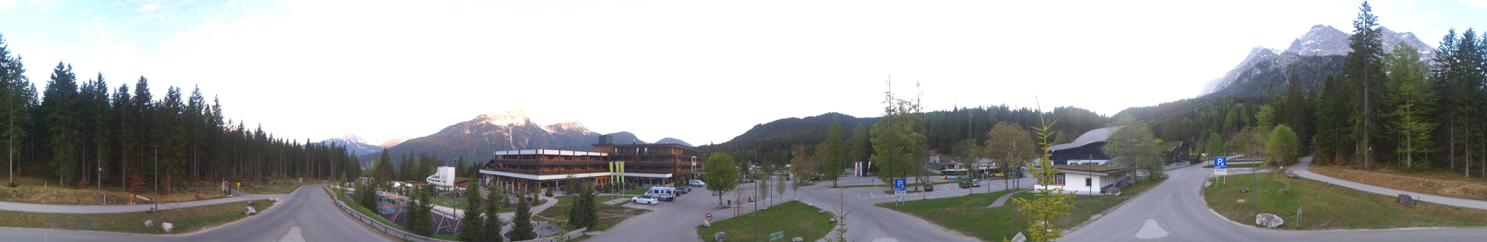 Archiv Foto Webcam Tiroler Zugspitzbahn: Talstation in Ehrwald