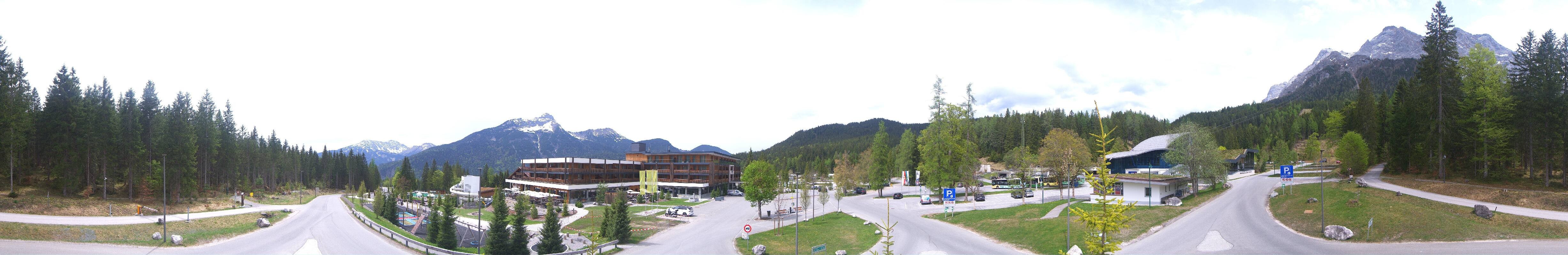 Archiv Foto Webcam Tiroler Zugspitzbahn: Talstation in Ehrwald