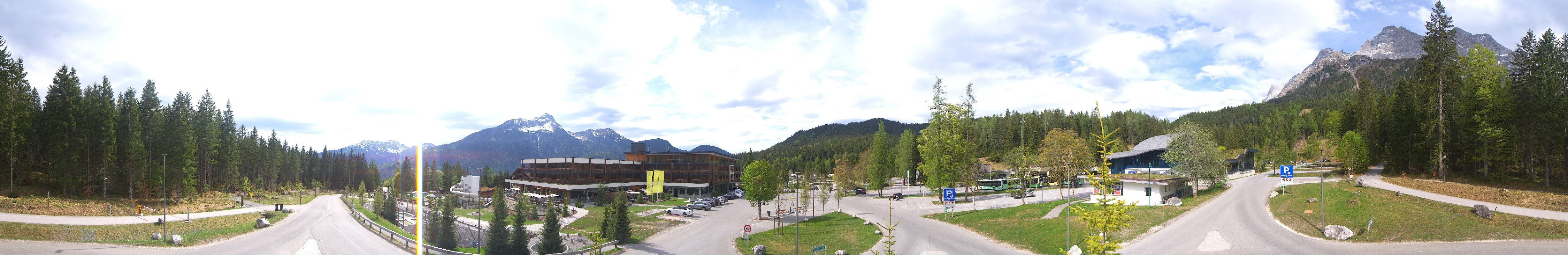 Archiv Foto Webcam Tiroler Zugspitzbahn: Talstation in Ehrwald