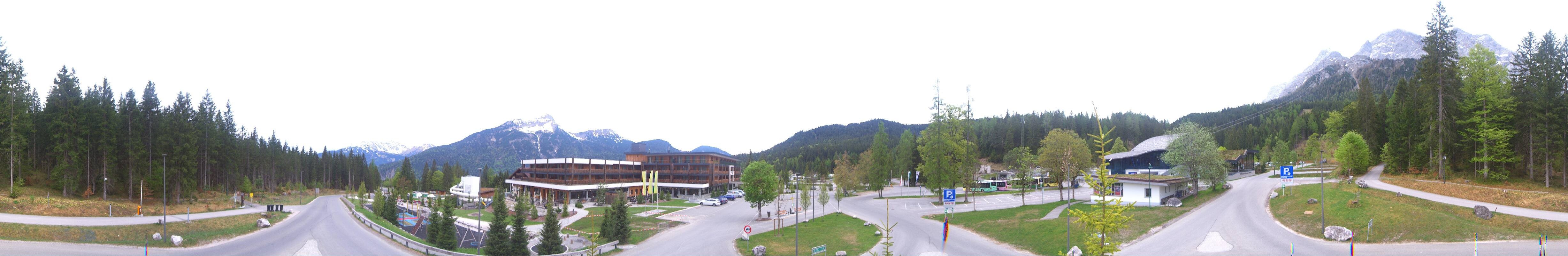 Archiv Foto Webcam Tiroler Zugspitzbahn: Talstation in Ehrwald