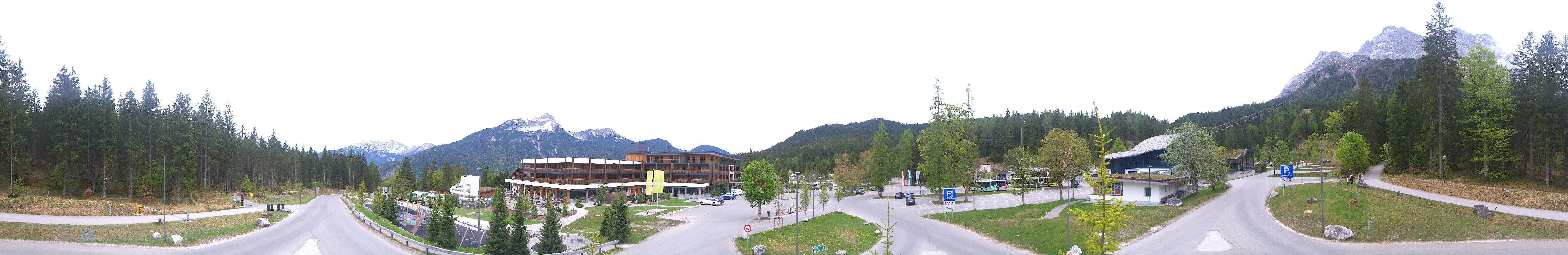 Archiv Foto Webcam Tiroler Zugspitzbahn: Talstation in Ehrwald
