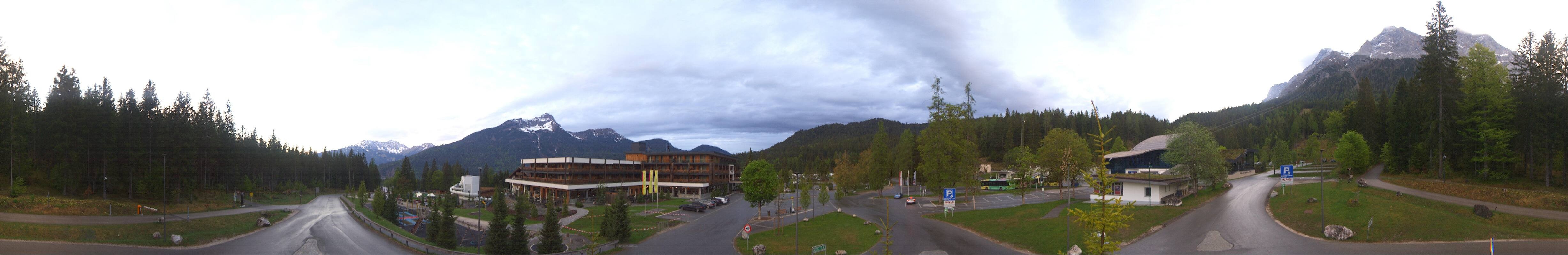 Archiv Foto Webcam Tiroler Zugspitzbahn: Talstation in Ehrwald