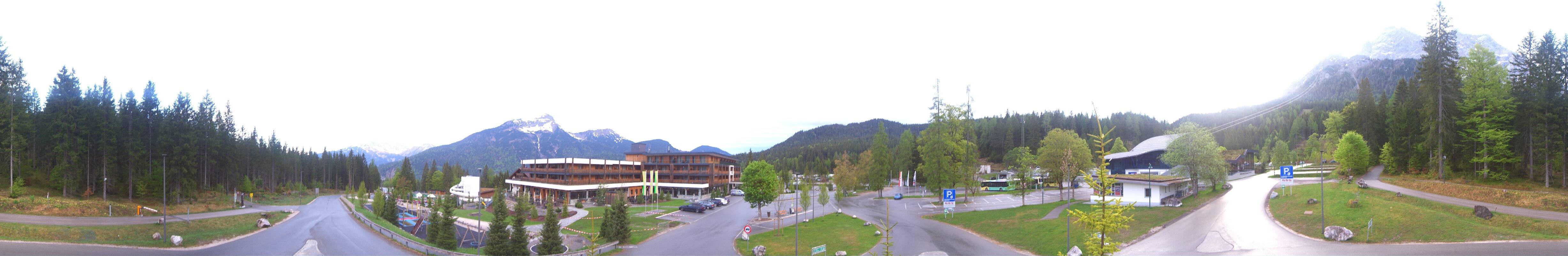 Archiv Foto Webcam Tiroler Zugspitzbahn: Talstation in Ehrwald