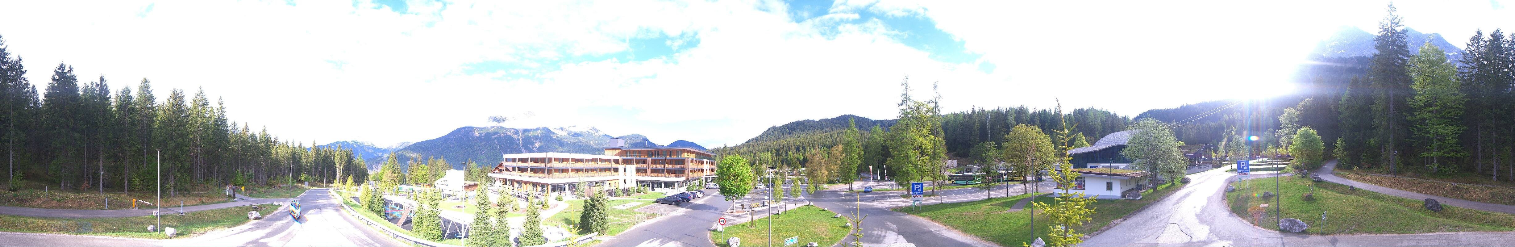 Archiv Foto Webcam Tiroler Zugspitzbahn: Talstation in Ehrwald