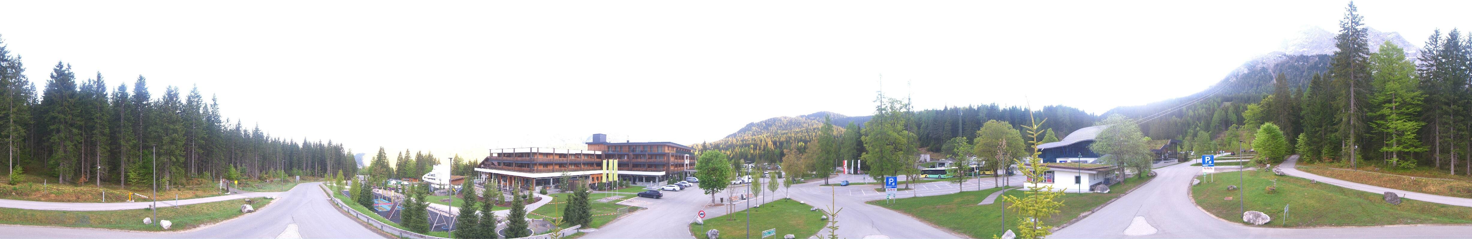 Archiv Foto Webcam Tiroler Zugspitzbahn: Talstation in Ehrwald