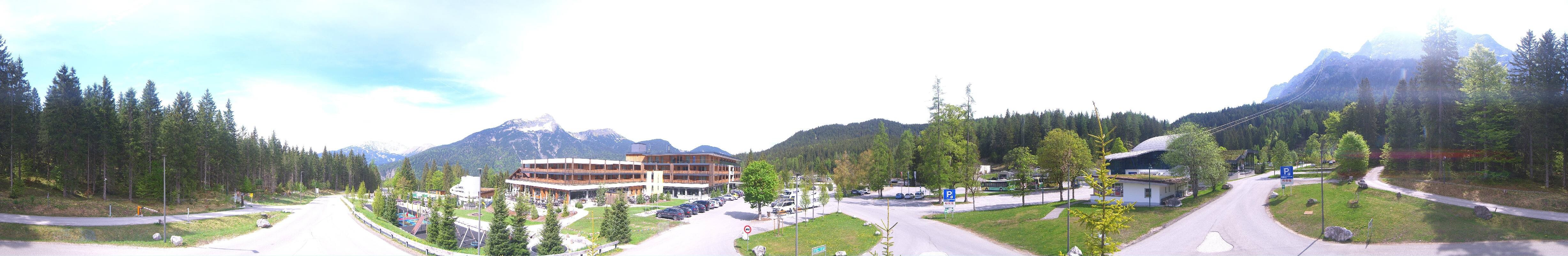 Archiv Foto Webcam Tiroler Zugspitzbahn: Talstation in Ehrwald