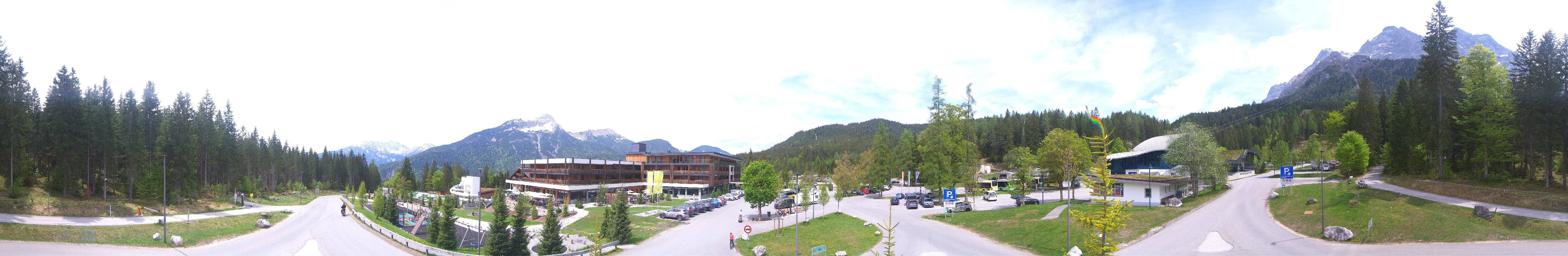 Archiv Foto Webcam Tiroler Zugspitzbahn: Talstation in Ehrwald