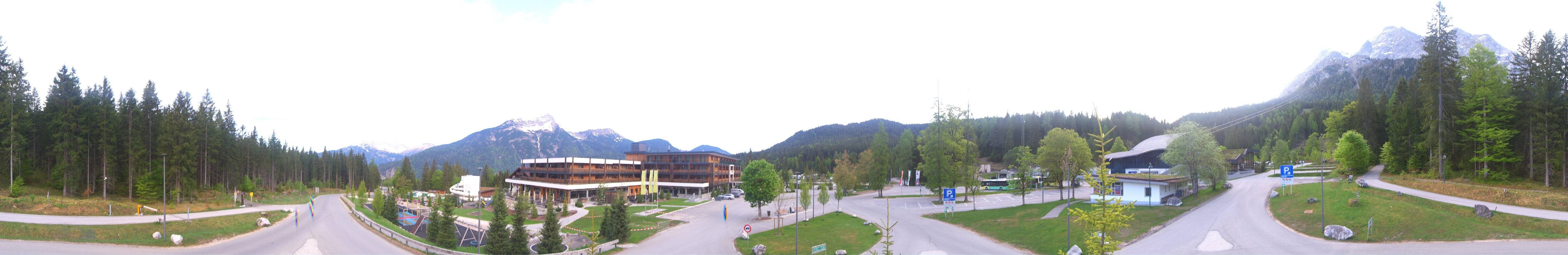 Archiv Foto Webcam Tiroler Zugspitzbahn: Talstation in Ehrwald