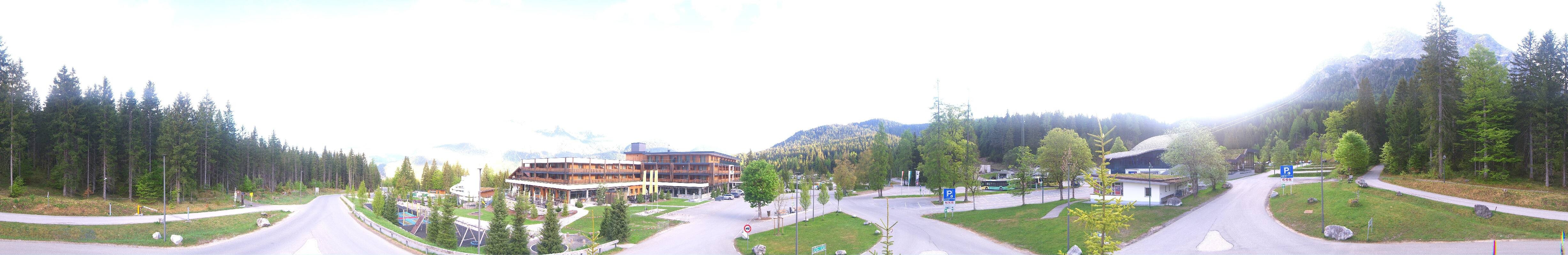 Archiv Foto Webcam Tiroler Zugspitzbahn: Talstation in Ehrwald