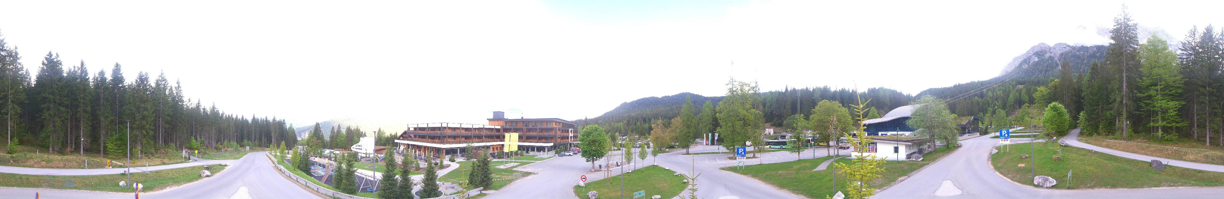 Archiv Foto Webcam Tiroler Zugspitzbahn: Talstation in Ehrwald