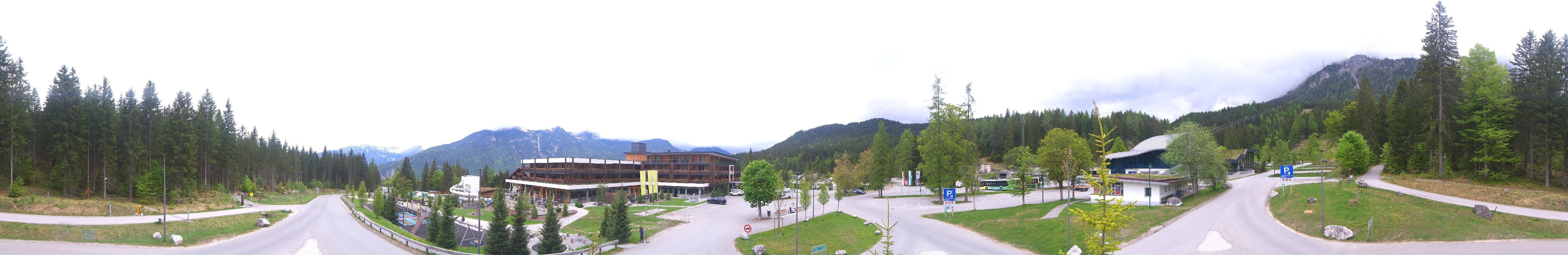 Archiv Foto Webcam Tiroler Zugspitzbahn: Talstation in Ehrwald