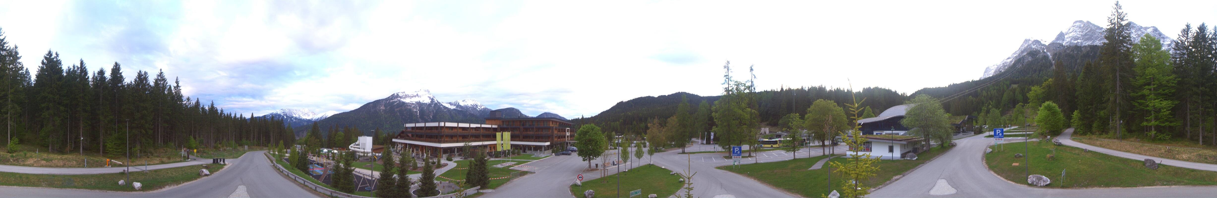 Archiv Foto Webcam Tiroler Zugspitzbahn: Talstation in Ehrwald