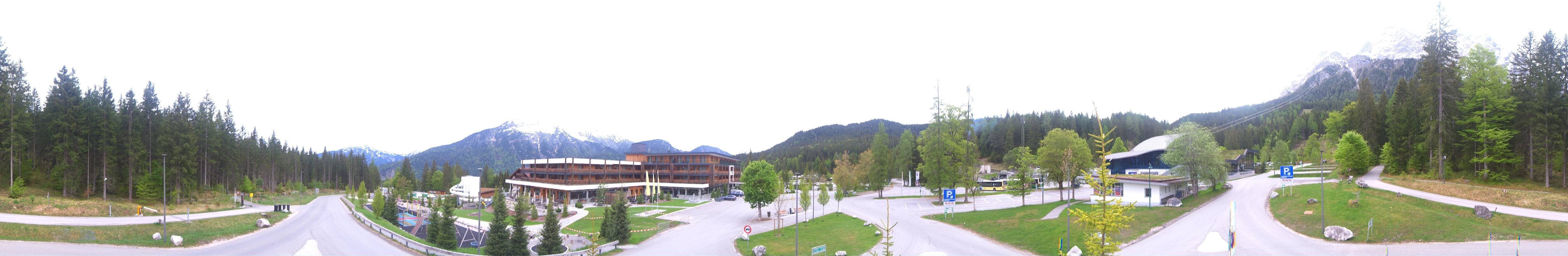 Archiv Foto Webcam Tiroler Zugspitzbahn: Talstation in Ehrwald