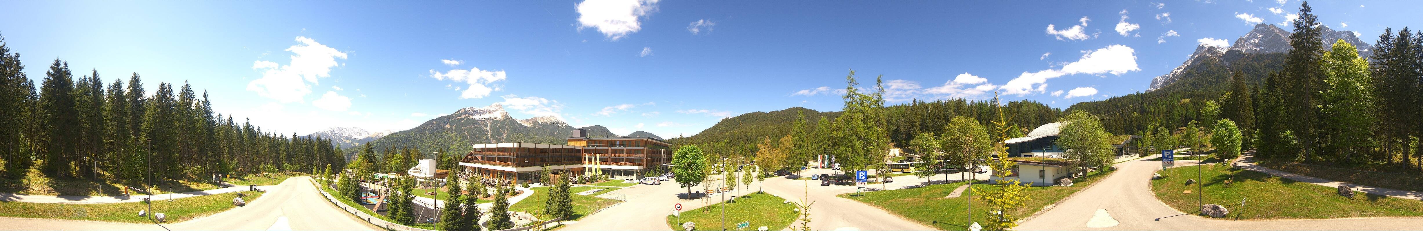 Archiv Foto Webcam Tiroler Zugspitzbahn: Talstation in Ehrwald