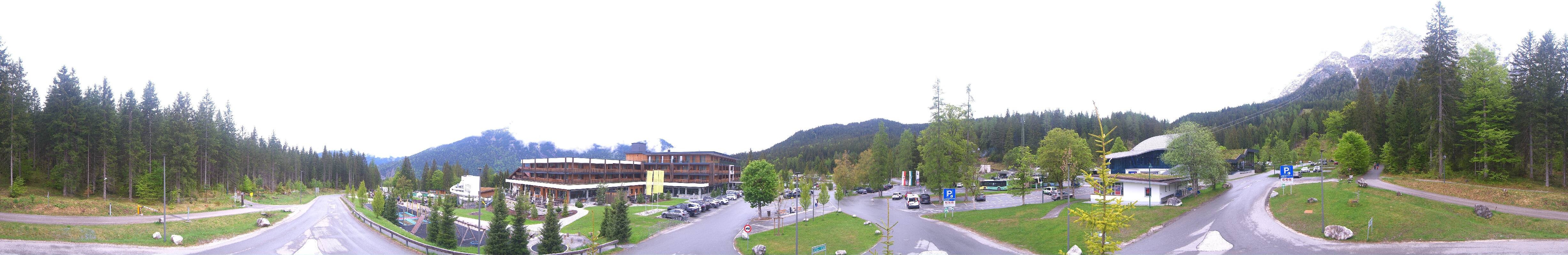 Archiv Foto Webcam Tiroler Zugspitzbahn: Talstation in Ehrwald
